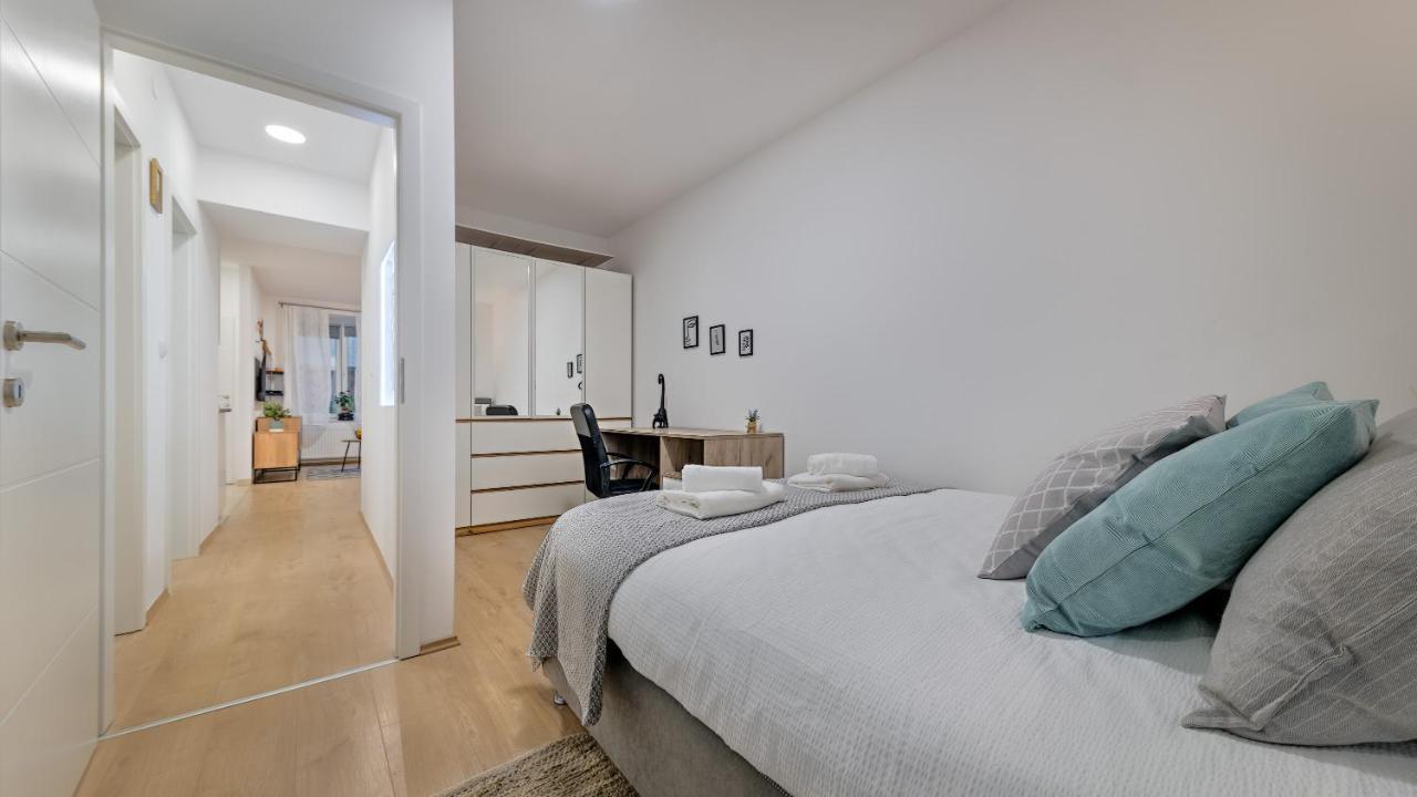 Brand New Apartment In City Center, Big Terrace Zagreb Buitenkant foto