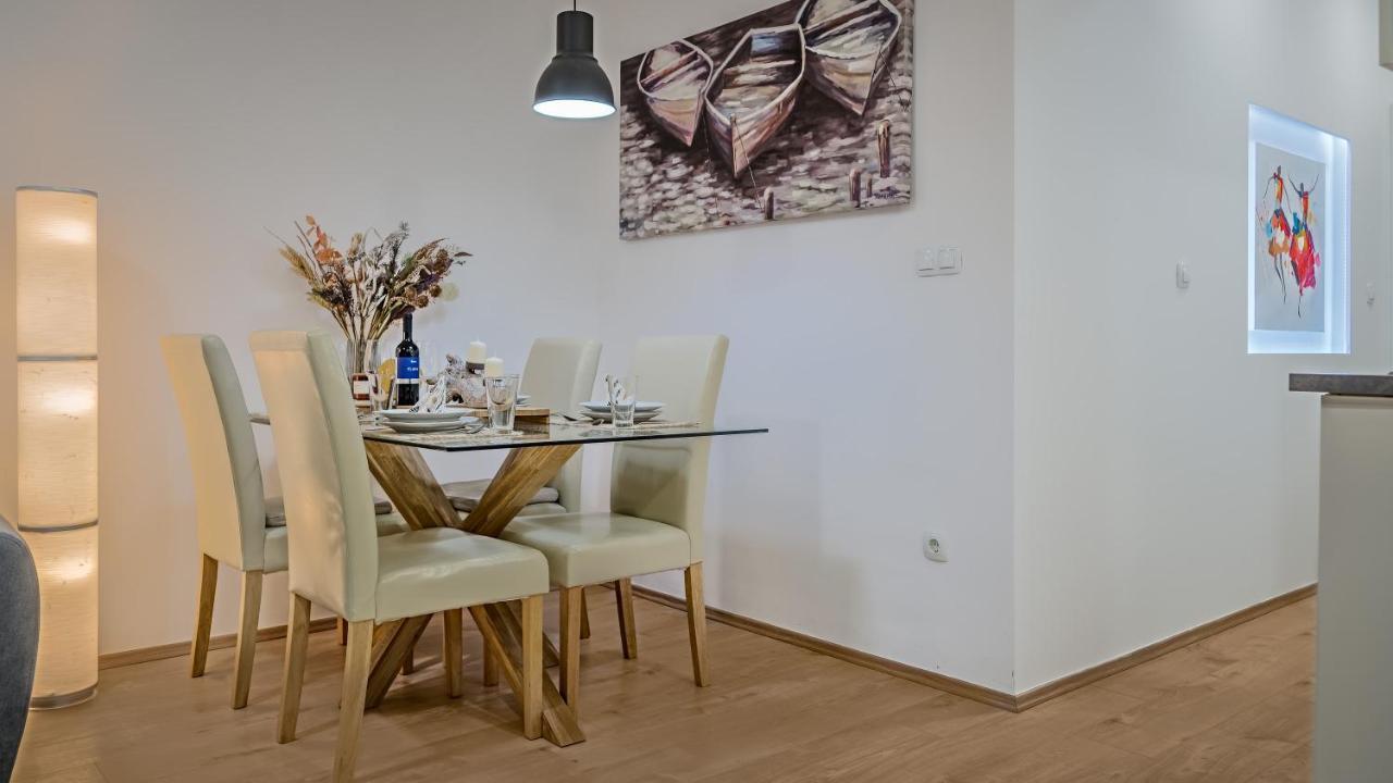 Brand New Apartment In City Center, Big Terrace Zagreb Buitenkant foto